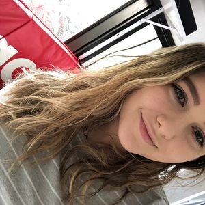 Meet your Posher, Haili